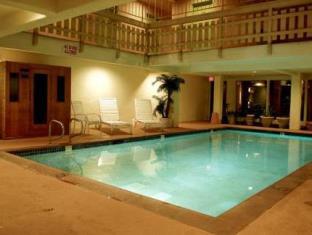 Pet Friendly Pacific Inn Santa Cruz in Santa Cruz, California