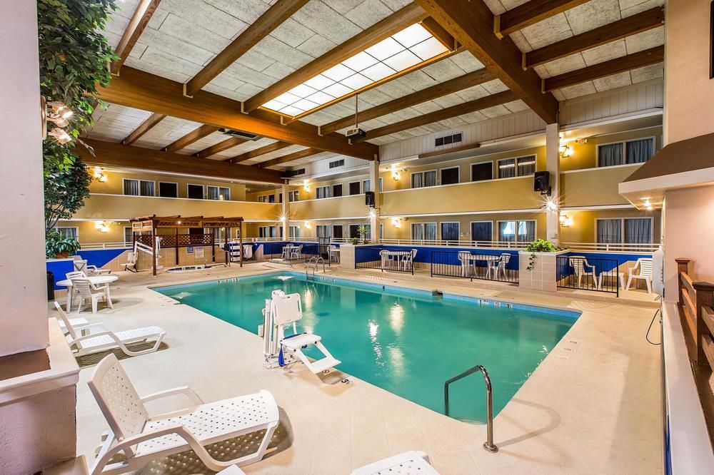 Pet Friendly Clarion Inn & Suites in Craig, Colorado