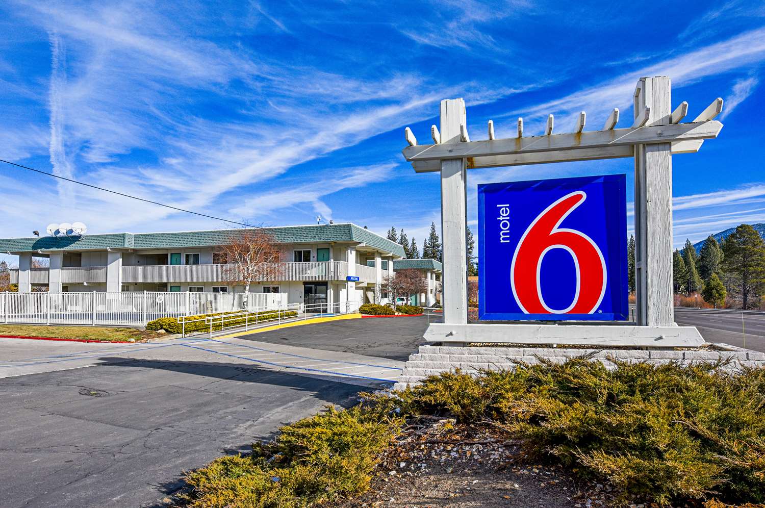 Pet Friendly Motel 6 South Lake Tahoe in South Lake Tahoe, California