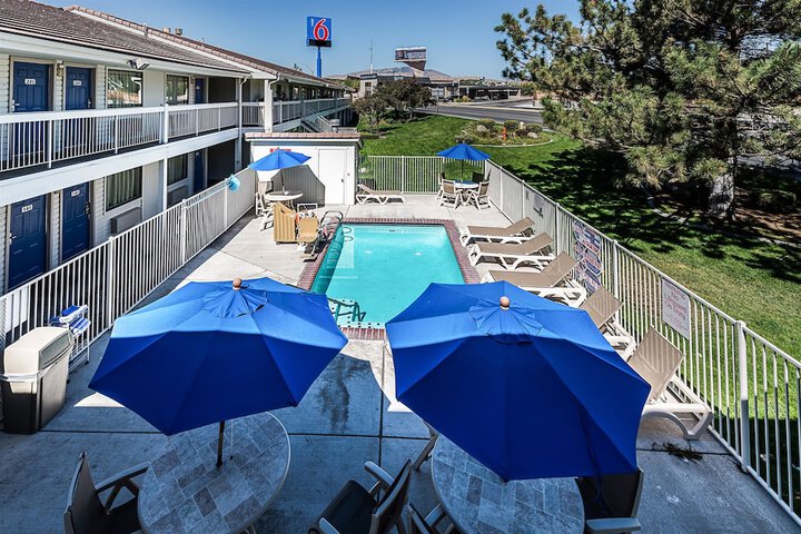 Pet Friendly Motel 6 Reno Airport - Sparks in Sparks, Nevada