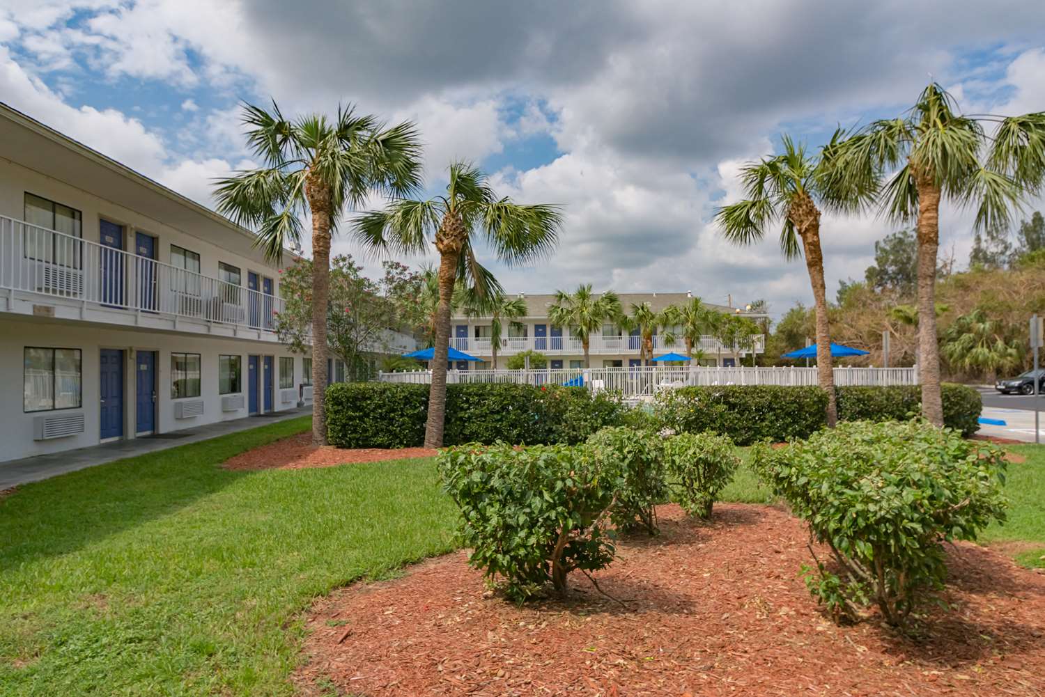 Pet Friendly Motel 6 Ft Pierce in Fort Pierce, Florida