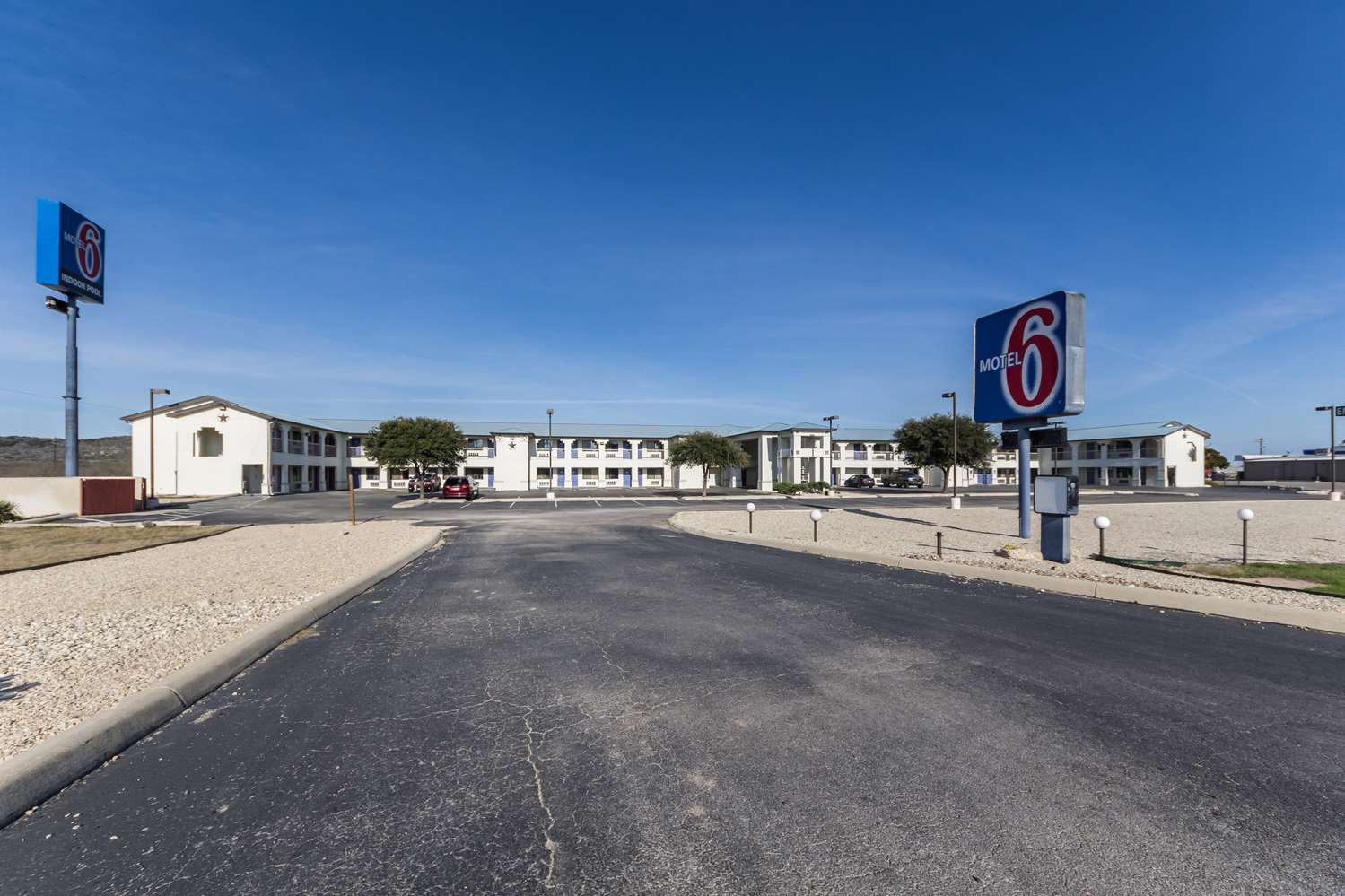 Pet Friendly Motel 6 Junction Tx in Junction, Texas