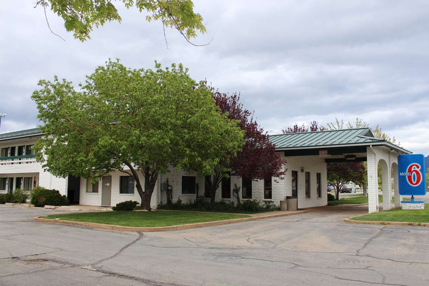 Pet Friendly Motel 6 Ogden 21St Street in Ogden, Utah