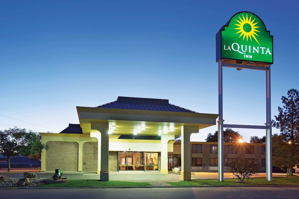 Pet Friendly La Quinta Inn Casper in Casper, Wyoming