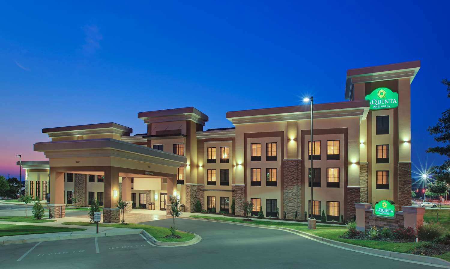 Pet Friendly La Quinta Inn & Suites Memphis Wolfchase in Memphis, Tennessee