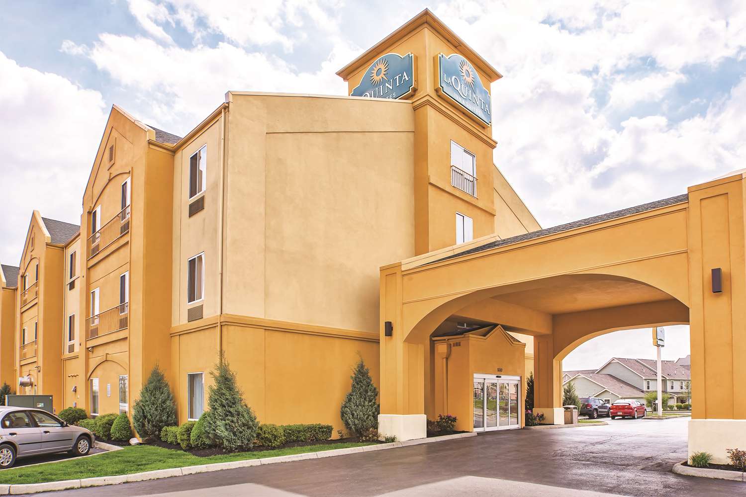 Pet Friendly La Quinta Inn & Suites Columbus West - Hilliard in Columbus, Ohio