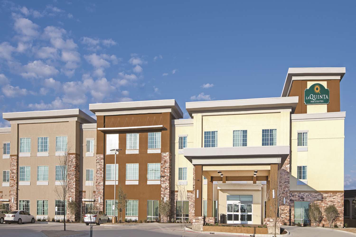 Pet Friendly La Quinta Inn & Suites Fort Worth West - I-30 in Fort Worth, Texas