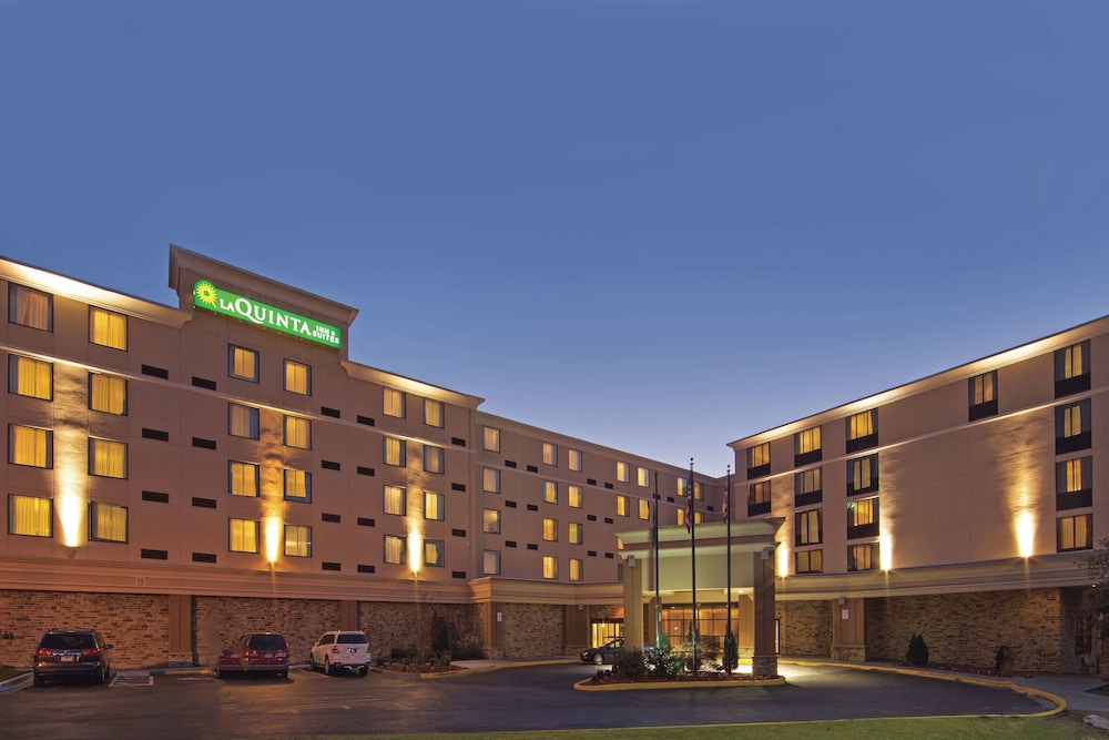 Pet Friendly La Quinta Inn & Suites Salisbury in Salisbury, Maryland