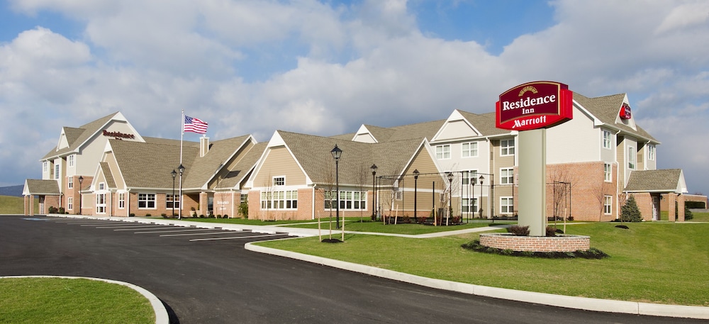 Pet Friendly Residence Inn By Marriott Harrisburg Carlisle in Carlisle, Pennsylvania