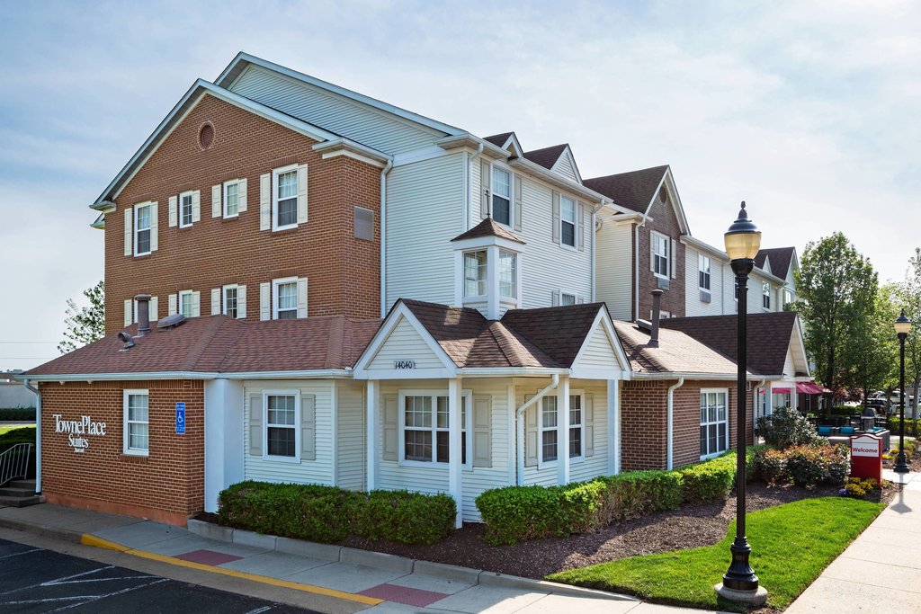 Pet Friendly Towneplace Suites By Marriott Chantilly Dulles South in Chantilly, Virginia