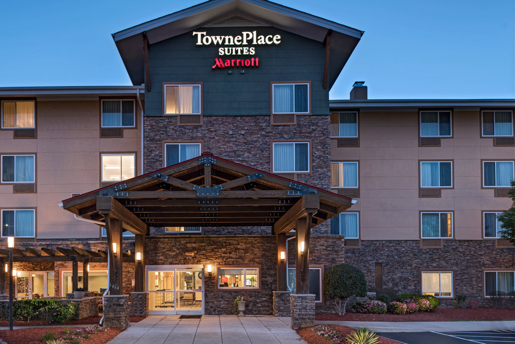 Pet Friendly Towneplace Suites By Marriott Fayetteville Cross Creek in Fayetteville, North Carolina