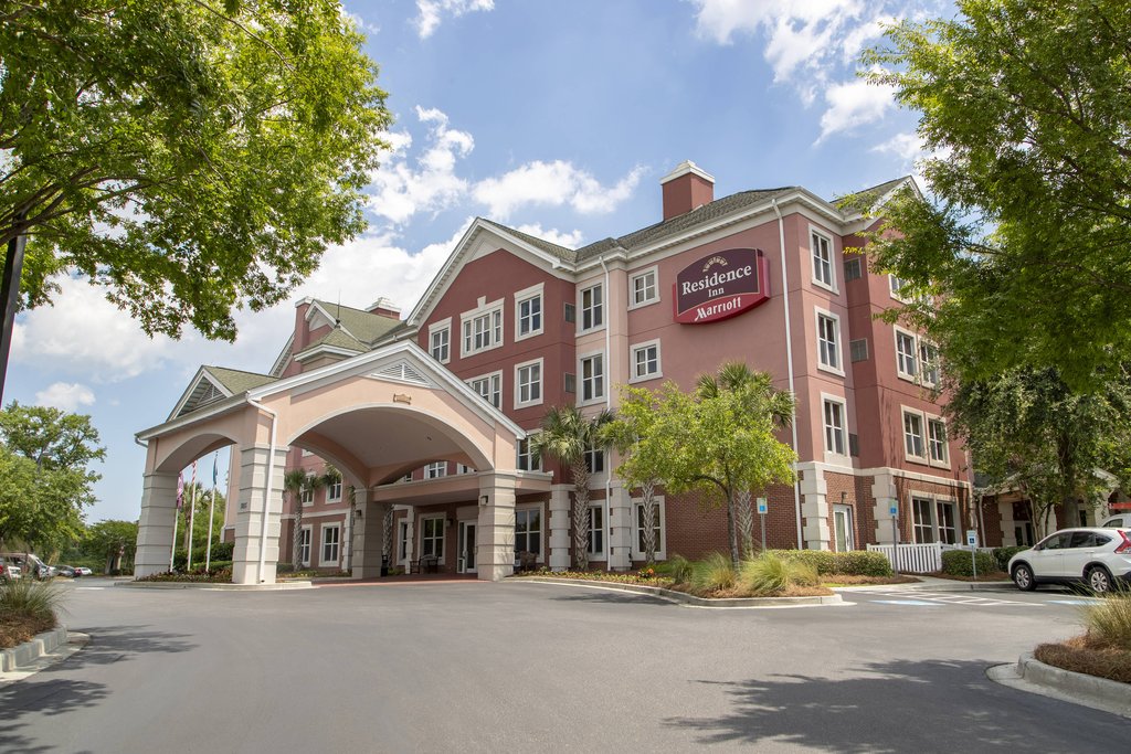 Pet Friendly Residence Inn By Marriott Charleston Airport in North Charleston, South Carolina