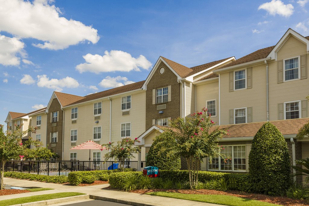 Pet Friendly Towneplace Suites By Marriott Mobile in Mobile, Alabama