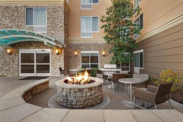 Pet Friendly Towneplace Suites By Marriott Chattanooga Near Hamilton Place in Chattanooga, Tennessee