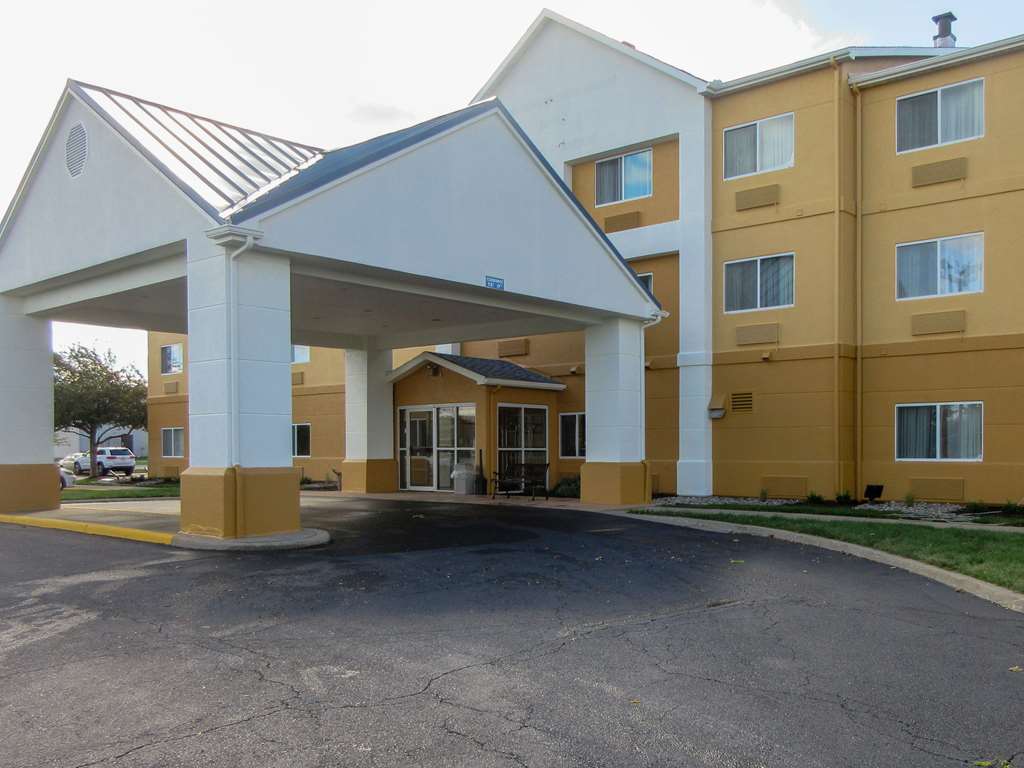 Pet Friendly Fairfield Inn By Marriott Bay City in Bay City, Michigan