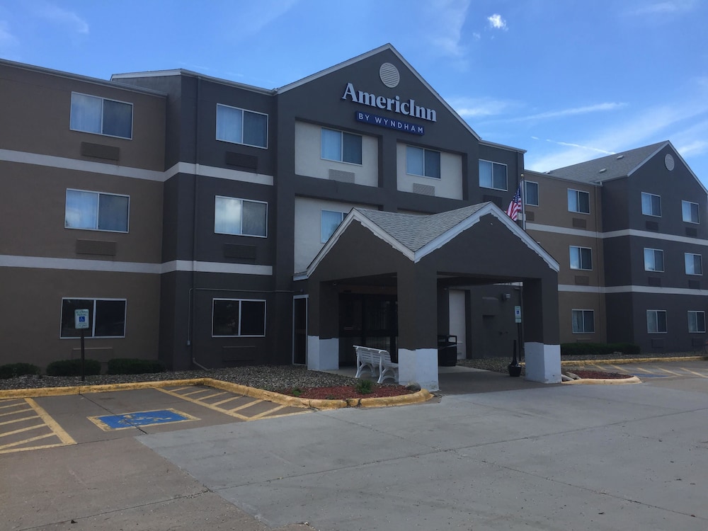 Pet Friendly Fairfield Inn By Marriott Hudson in Hudson, Wisconsin