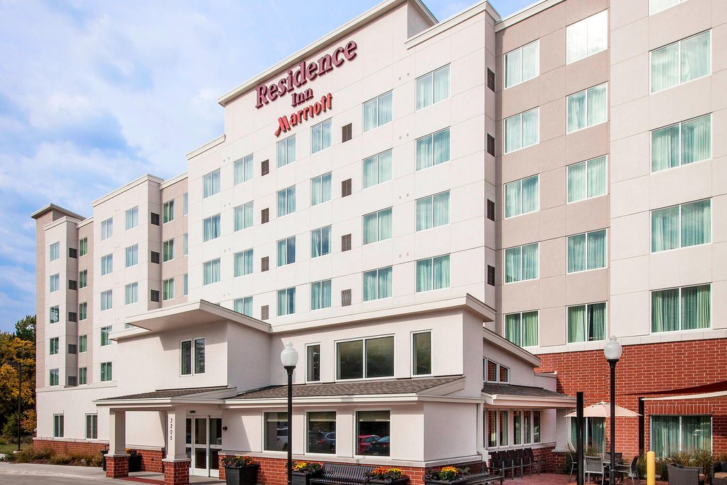 Pet Friendly Residence Inn By Marriott Chicago Wilmette/skokie in Wilmette, Illinois