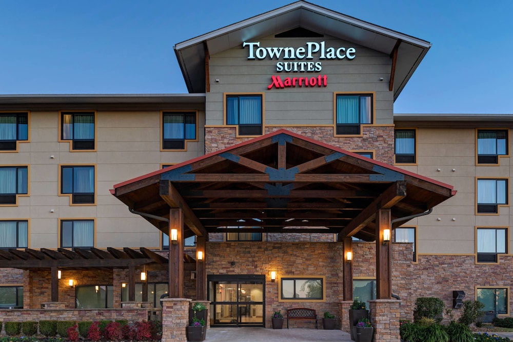 Pet Friendly Towneplace Suites By Marriott Monroe in Monroe, Louisiana
