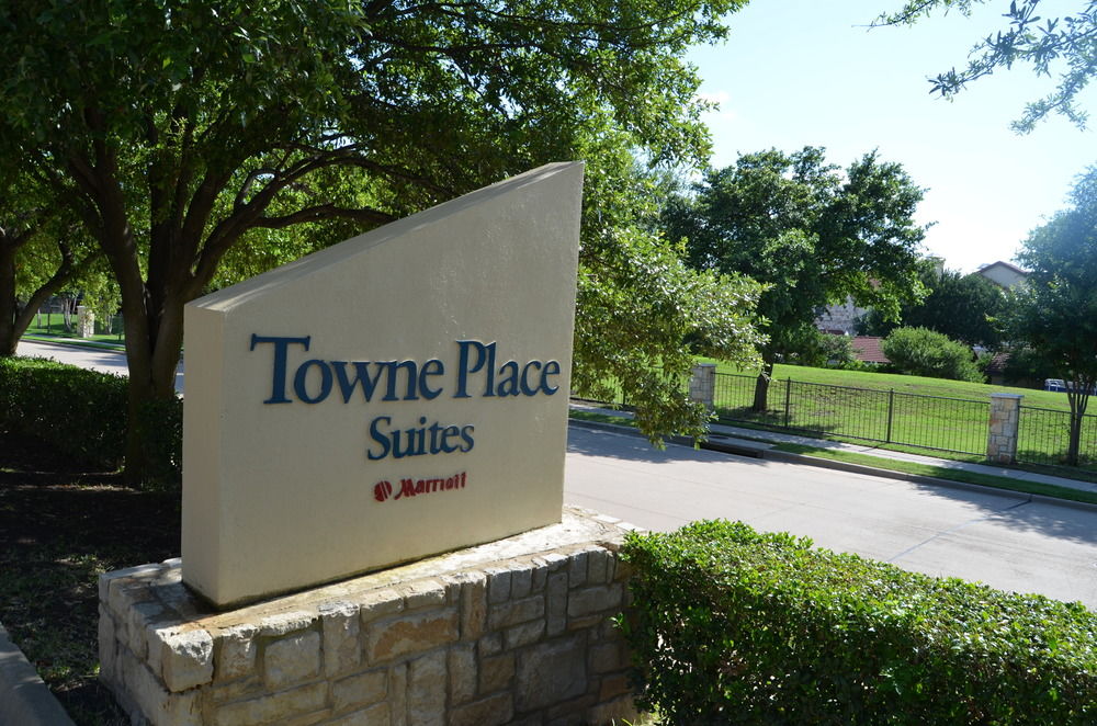 Pet Friendly Towneplace Suites By Marriott Dallas Plano in Plano, Texas