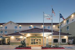 Pet Friendly Towneplace Suites By Marriott Seguin in Seguin, Texas