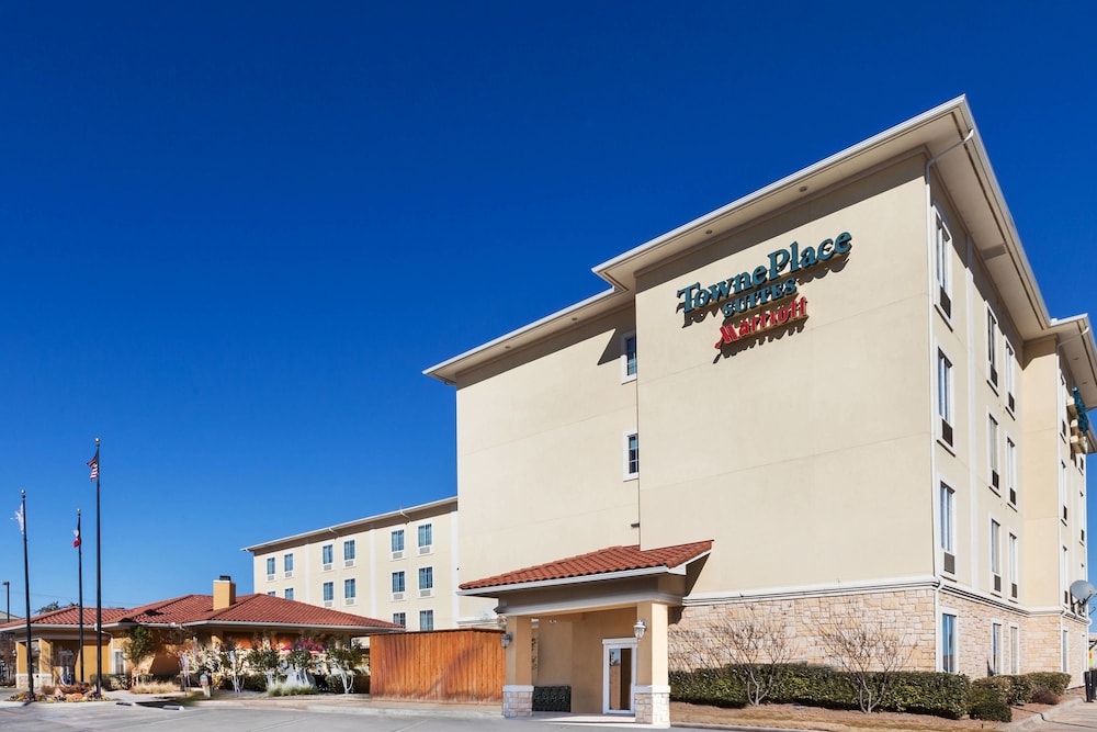 Pet Friendly Towneplace Suites By Marriott Odessa in Odessa, Texas