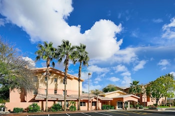Pet Friendly Towneplace Suites By Marriott Tempe in Tempe, Arizona