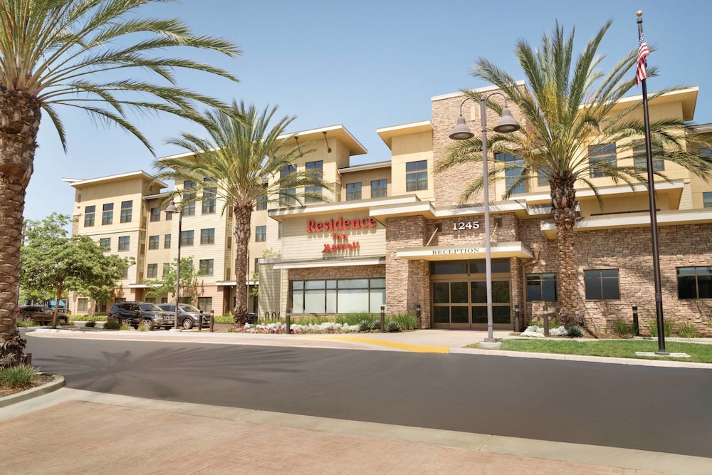 Pet Friendly Residence Inn By Marriott San Diego North/san Marcos in San Marcos, California