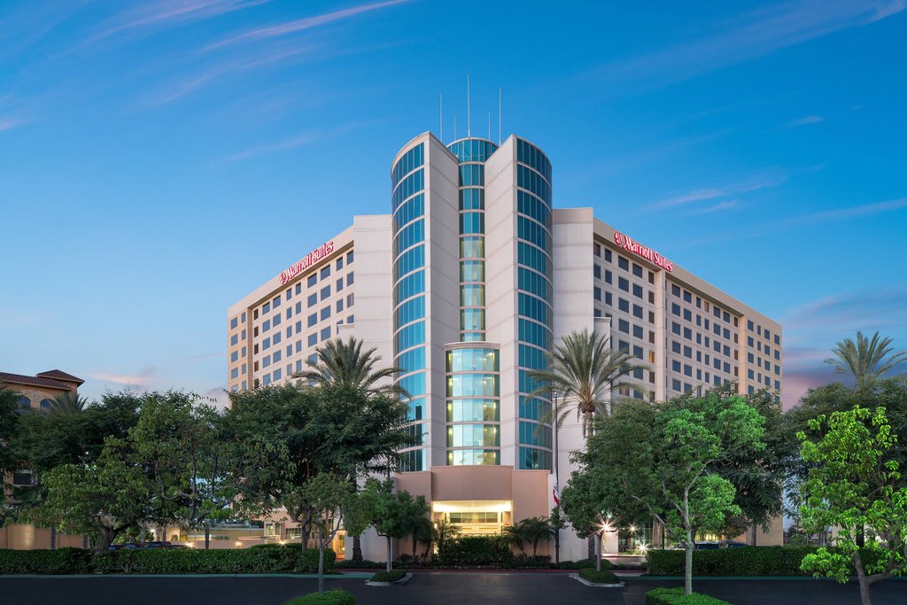 Pet Friendly Anaheim Marriott Suites in Garden Grove, California