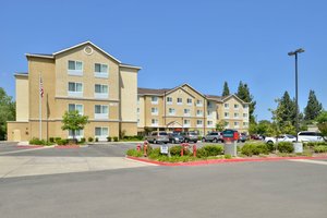 Pet Friendly Towneplace Suites By Marriott Sacramento Cal Expo in Sacramento, California