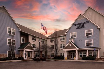 Pet Friendly Towneplace Suites By Marriott Medford in Medford, Oregon