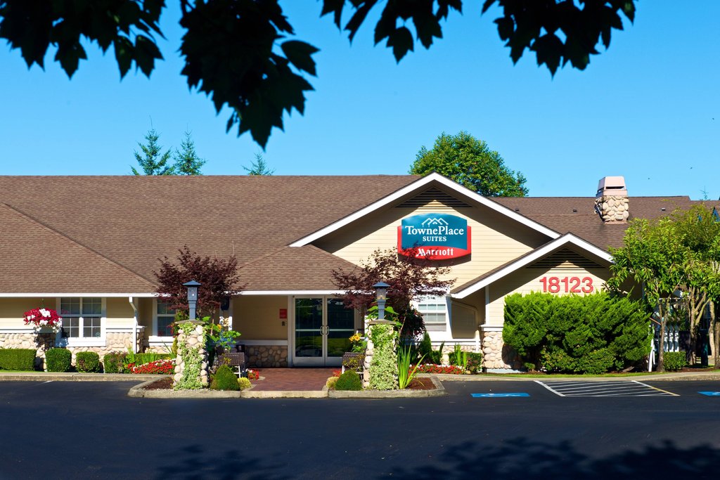 Pet Friendly Towneplace Suites By Marriott Seattle South Center in Kent, Washington