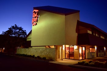 Pet Friendly Red Roof Inn Harrisburg North in Harrisburg, Pennsylvania