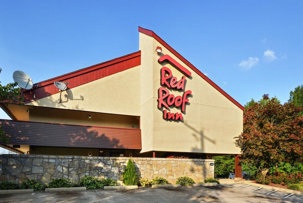 Pet Friendly Red Roof Inn Lexington in Lexington, Kentucky