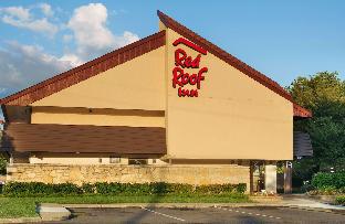 Pet Friendly Red Roof Inn Detroit - Warren  in Warren, Michigan