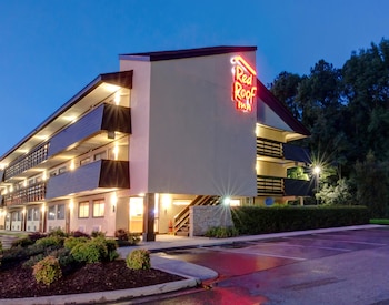 Pet Friendly Red Roof Inn Durham - Triangle Park in Durham, North Carolina