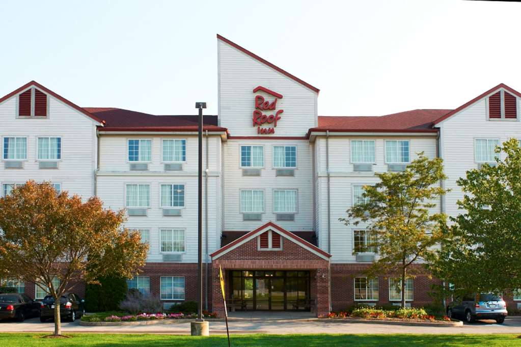 Pet Friendly Red Roof Inn Boardman in Poland, Ohio