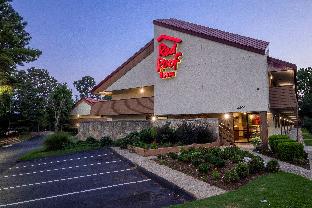 Pet Friendly Red Roof Inn Atlanta - Smyrna  in Smyrna, Georgia