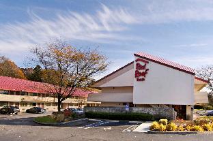 Pet Friendly Red Roof Inn Mystic - New London in New London, Connecticut