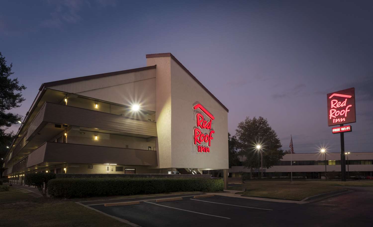 Pet Friendly Red Roof Inn Atlanta - Norcross  in Norcross, Georgia