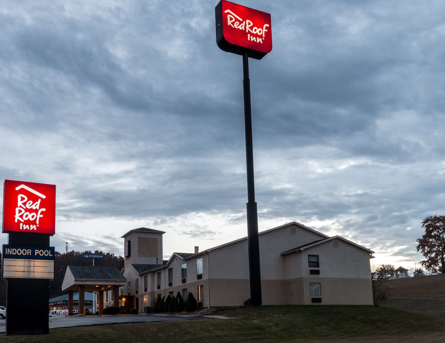 Pet Friendly Red Roof Inn Morehead in Morehead, Kentucky