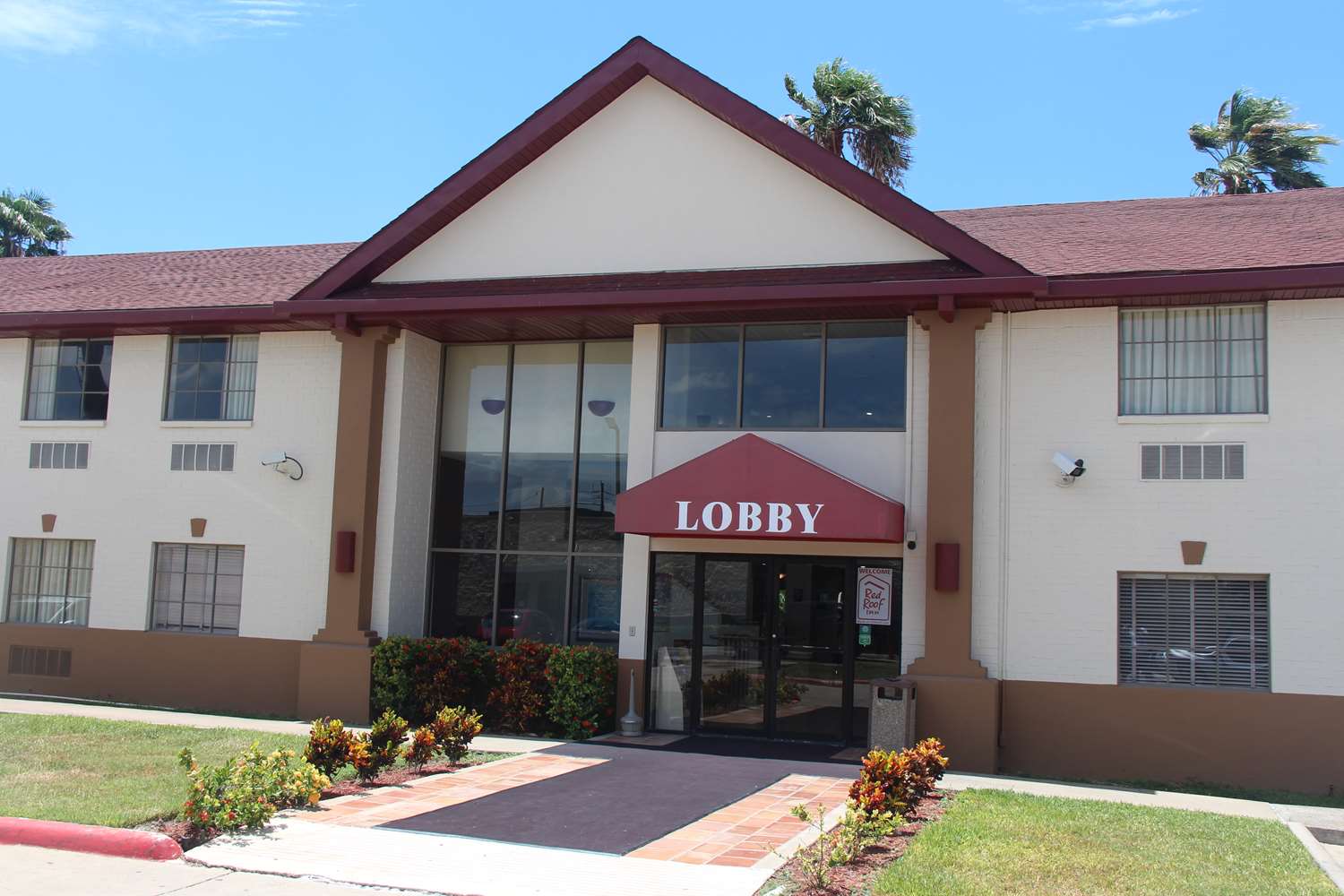 Pet Friendly Red Roof Inn Pharr in Pharr, Texas