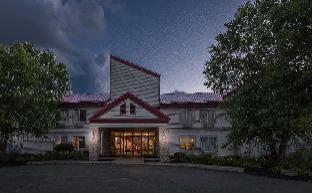 Pet Friendly Red Roof Inn Columbus - Hebron in Hebron, Ohio