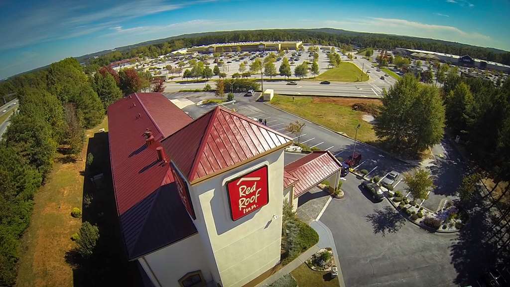 Pet Friendly Red Roof Inn Lithonia  in Lithonia, Georgia