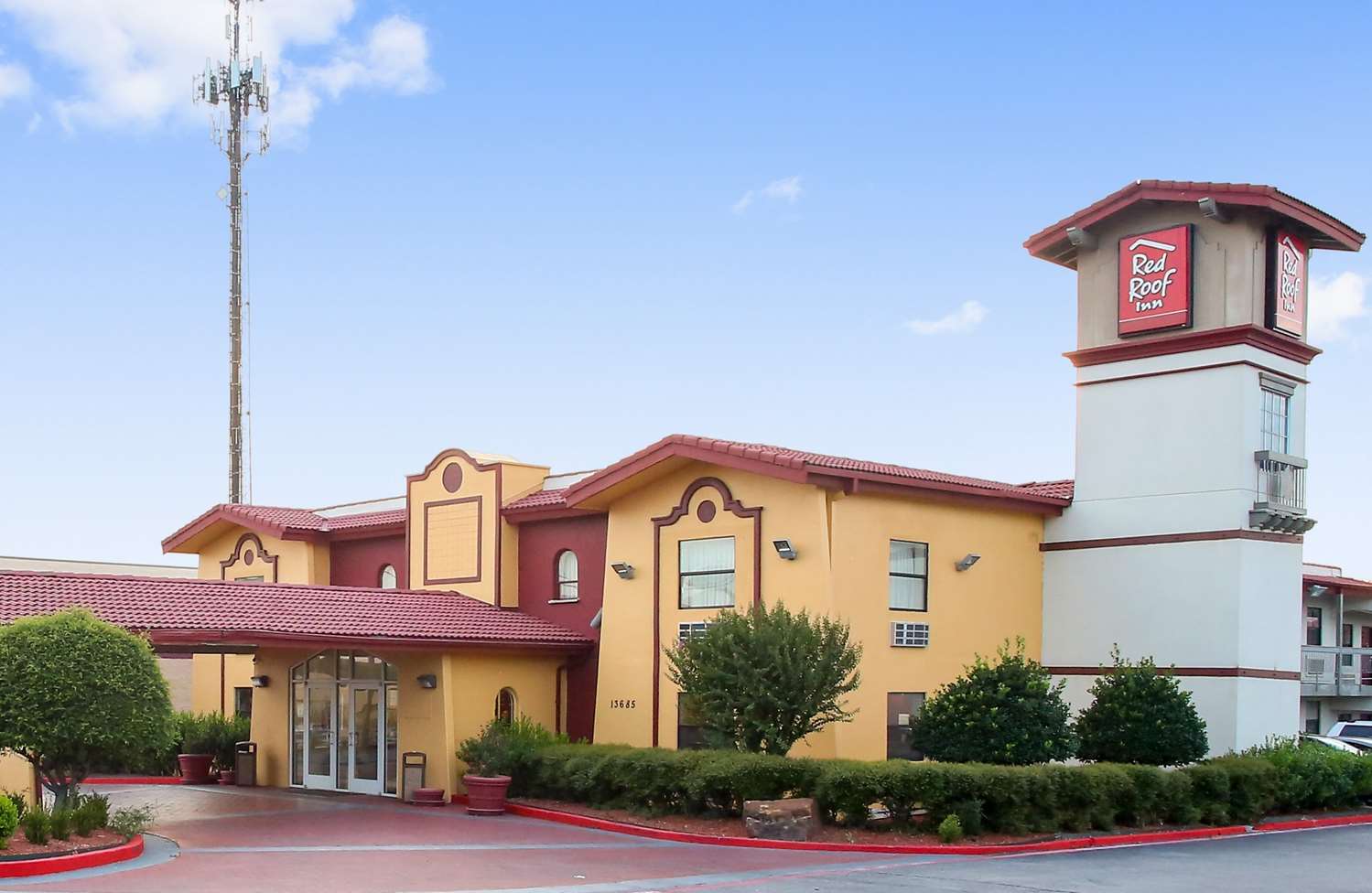 Pet Friendly Red Roof Inn Dallas - Richardson in Dallas, Texas