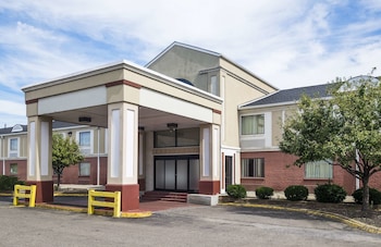 Pet Friendly Red Roof Inn Columbus - Ohio State Fairgrounds in Columbus, Ohio