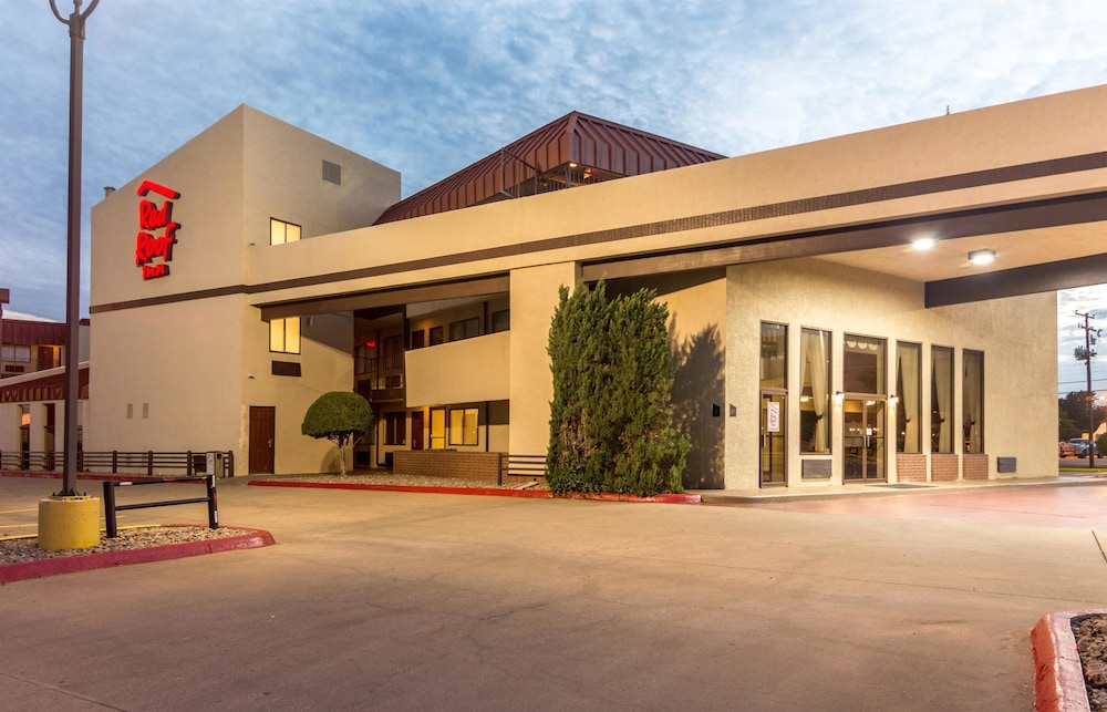 Pet Friendly Red Roof Inn Wichita Falls in Wichita Falls, Texas