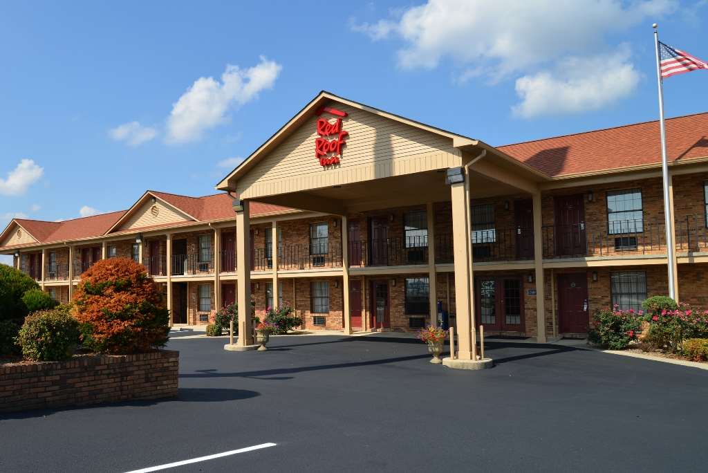 Pet Friendly Red Roof Inn Cookeville - Tennessee Tech in Cookeville, Tennessee