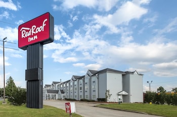 Pet Friendly Red Roof Inn Sulphur in Sulphur, Louisiana