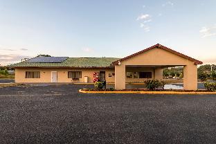 Pet Friendly Red Roof Inn Sylacauga in Sylacauga, Alabama