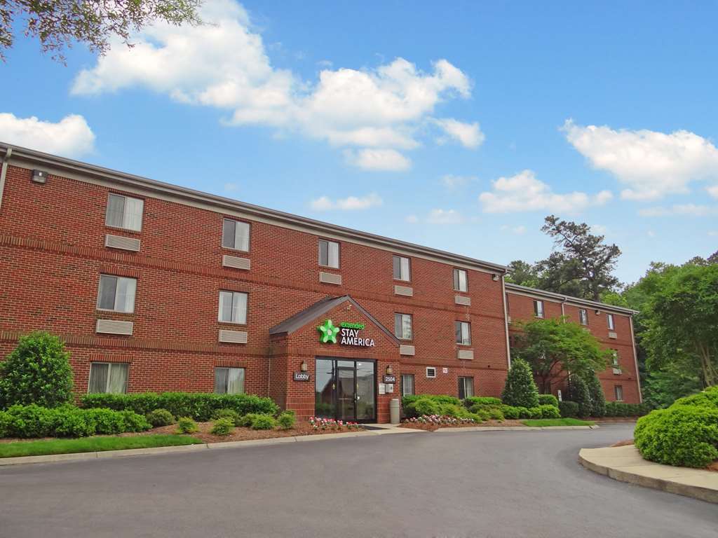 Pet Friendly Extended Stay America - Raleigh - Research Triangle Park - Hwy54 in Durham, North Carolina